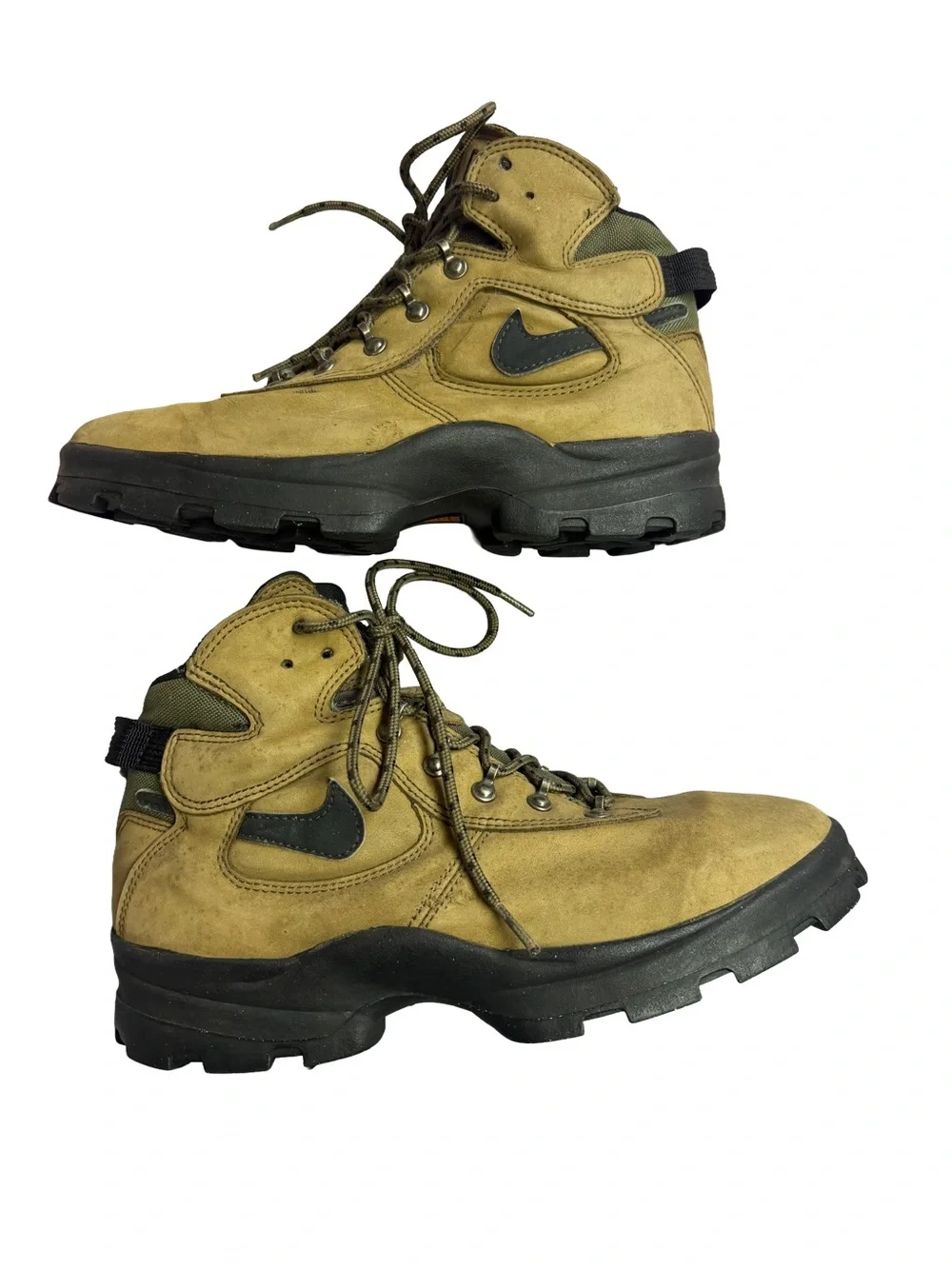 Nike Men's Vintage ACG Hiking Boots- Size 9